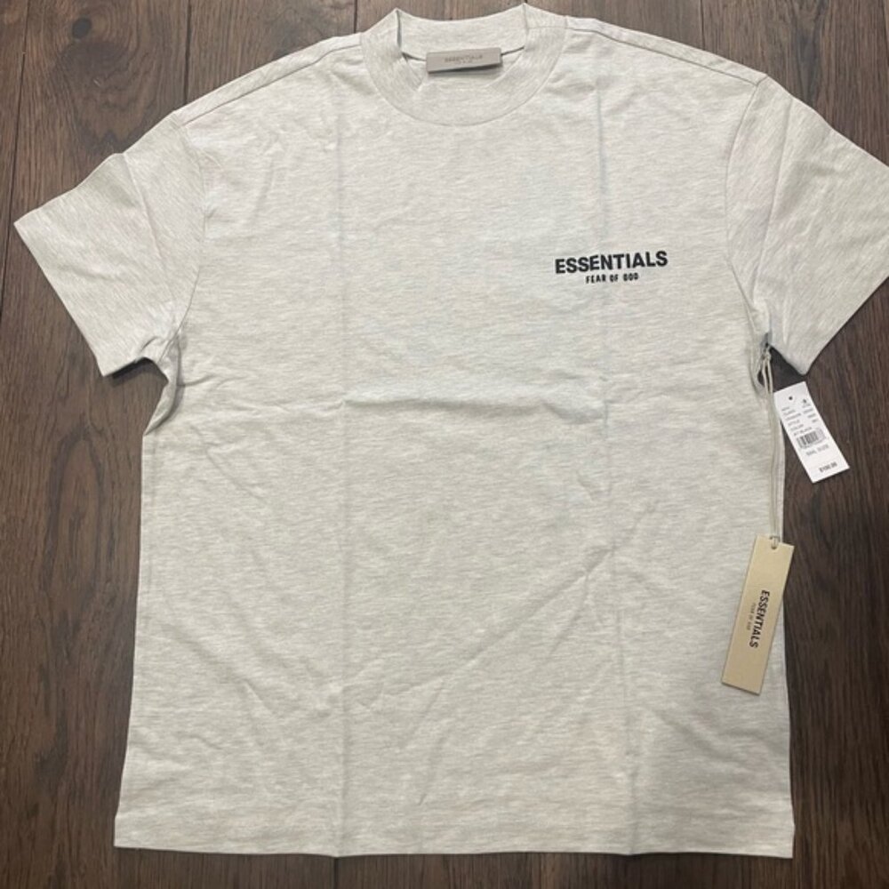 Essentials fear of god light oatmeal tee shirt